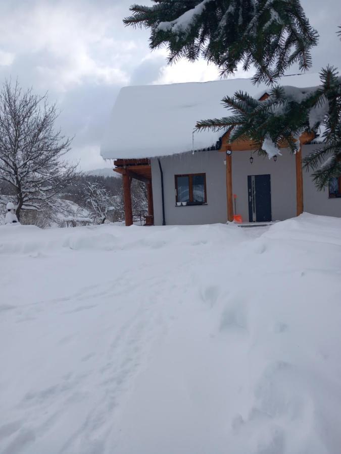 Baza Noclegi Bieszczady Ustrzyki Dolne Exterior foto